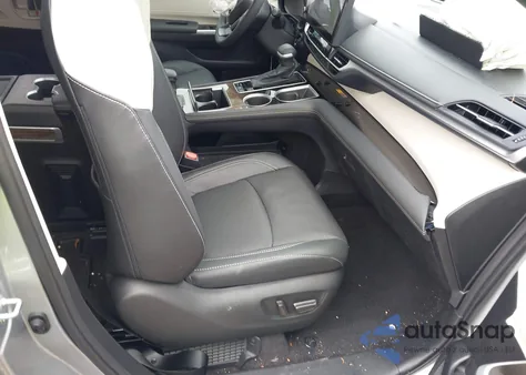 2025 Toyota Sienna Platinum from USA, damaged, VIN 5TDERKEC0SS283560